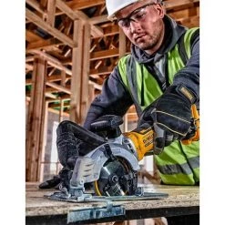 Handkreissäge DeWALT DCS571P2T (2 X 5,0 Ah + DCB115 + TSTAK II) 10 Handkreissäge DeWALT DCS571P2T (2 X 5,0 Ah + DCB115 + TSTAK II) -Elektrosägen Verkäufe 2022 43135984 4