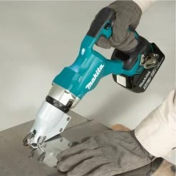MAKITA Akku-Blechschere 2,0 Mm 18V | Ohne Akku Ohne Ladegerät | DJS200Z -Elektrosägen Verkäufe 2022 54554599 4